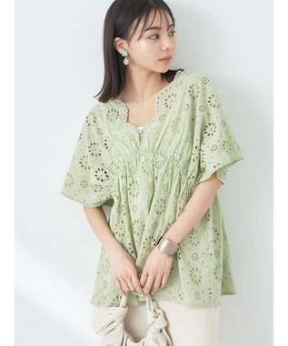 earth music&ecology コットンレースＶネックブラウス Off White