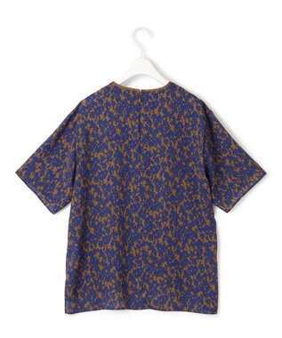 ICB 【洗える】シルエットフラワープリント Tブラウス キャメルベース柄