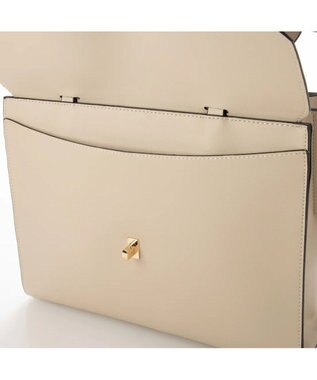 UNBILLION cachecache WEB限定ヒネリディテールA4トートバッグ アイボリー