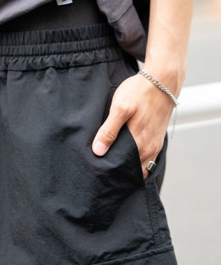 WEGO 【撥水/速乾/ウエストゴム/ユニセックス着用ITEM/MLサイズ展開】ナイロンイージーバギーカーゴショーツ ブラック