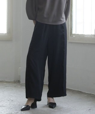 Green Parks ■ＥＳＣＡＲ　センターフリルワイドパンツ Black