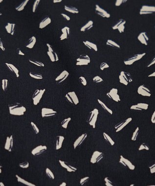 Tiaclasse 【洗える】柄プリントブラウス ブラック