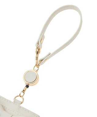 Maison de FLEUR クリアストーンリボンリールパスケース Off White