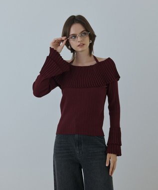 GRACE CONTINENTAL アイレットフレアニットトップ ボルドー