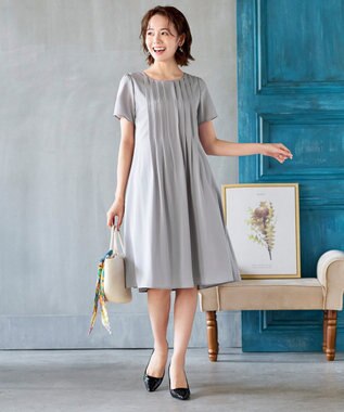 Tiaclasse 【洗える】スタイルアップも叶うピンタックワンピース グレー