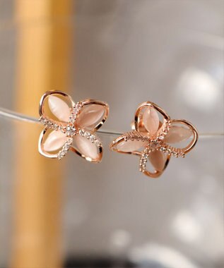 Tiaclasse 【金属アレルギー対応】ハイドランジアクリアピアス ピンクゴールド