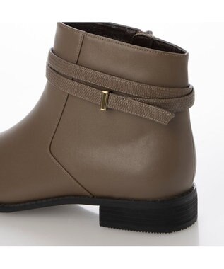 ing <ing>【撥水革】ベルトデザインフラットショートブーツ オーク