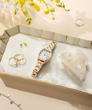 CITIZEN 【大人可愛い トノー型限定モデル】電池交換 時刻修正不要 ソーラーテック電波時計 ウォームゴールド