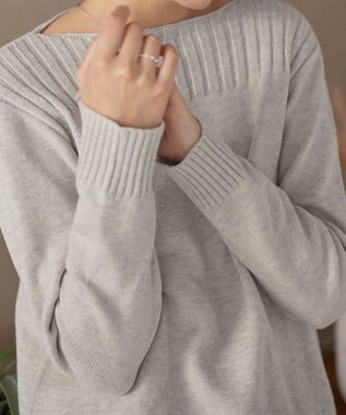 Tiaclasse 綿混リブ使いボートネックニットプルオーバー ライトグレー