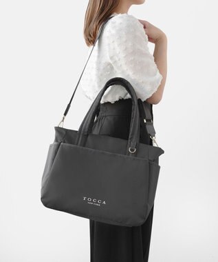 TOCCA 【WEB＆一部店舗限定・環境にやさしい素材】【A4サイズ対応】TRAVERSA MOTHERS TOTE マザーズバッグ ライトグレー系