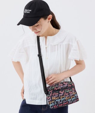 LeSportsac DANIELLA CROSSBODY/NYCスクリプトブラック
