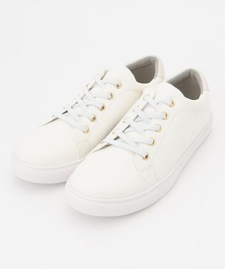  ラクスポエアリースニーカー