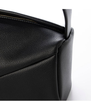 UNBILLION カシュカシュ cachecache / アシンメトリーワンハンドルバッグ ブラック