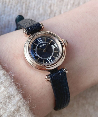 CITIZEN 【アンティークな雰囲気】小さくて可愛い 上品でおしゃれ　電池交換不要のエコ・ドライブ