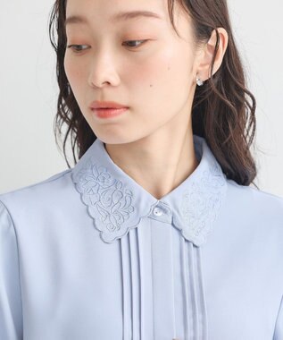 earth music&ecology 刺繍襟ブラウス Sax