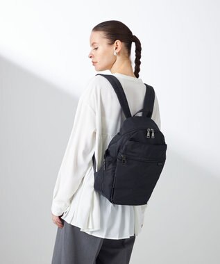 Y'SACCS 【Y’SACCS vous et】サイドジップデイパック ネイビー