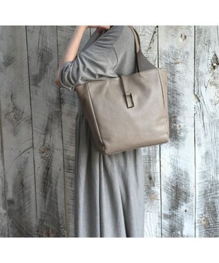 Regalo Felice 【A4サイズ対応 / ポケット充実】トート / REGALO GYG(グレージュ)