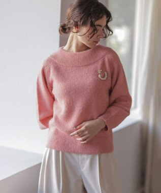 組曲 L へアリーヤーンボートネック ニット アプリコットピンク系