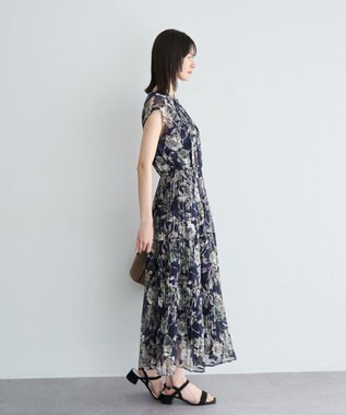YECCA VECCA フラワー柄シアープリーツワンピース Navy