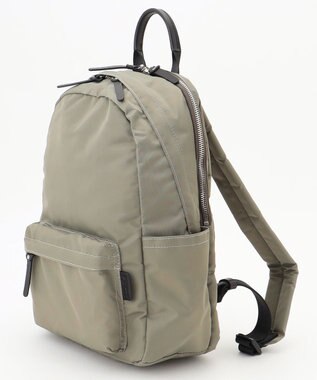 Y'SACCS フロントポケットベーシックリュック グレージュ