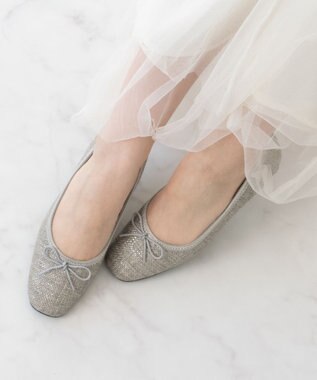 Bridget Birkin ＜3E＞【Bridget Birkin Walk】ラメパナマ調バレエパンプス ライトグレー雑材