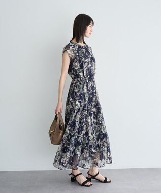 YECCA VECCA フラワー柄シアープリーツワンピース Navy