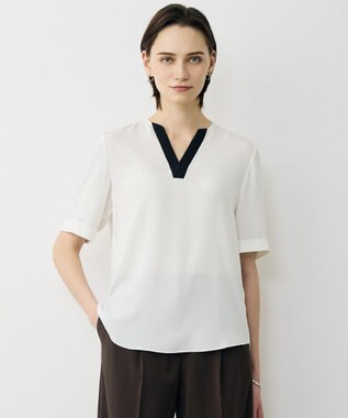 ICB 【先行予約】BackSatinAmunzen 5分袖Vネック配色ブラウス オフホワイト