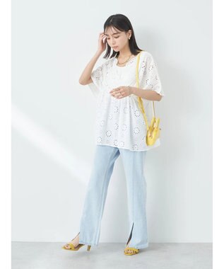 earth music&ecology コットンレースＶネックブラウス Off White