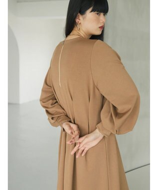 Green Parks armonia．ウエストタックポンチワンピース Beige