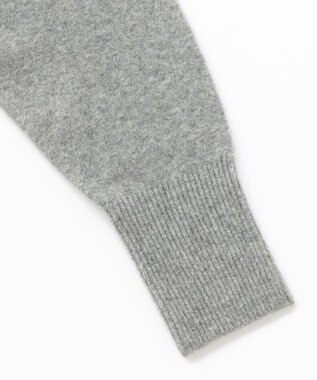 UNFILO 【新色追加/洗える】ふわふわニット パールボタンカーディガン グレー