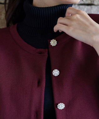 Tiaclasse L 【洗える】中空糸ビジューボタンカーディガン ボルドー