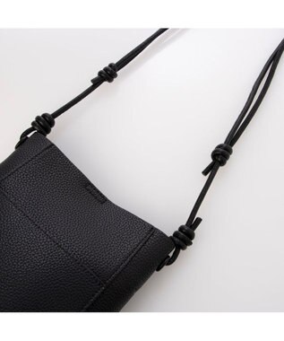 UNBILLION カシュカシュ cachecache / 縦型ミニショルダー ブラック