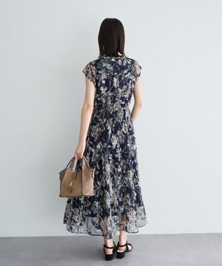 YECCA VECCA フラワー柄シアープリーツワンピース Navy
