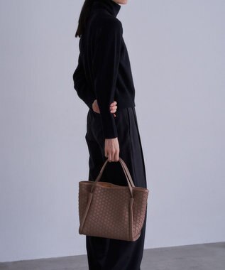 MIYABIYA LAQUOH【撥水加工】篭目柄エンボスボンディングトートS カフェオレ