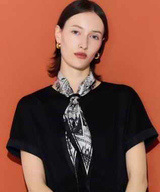 23区 スタンプ柄ダイヤ スカーフ