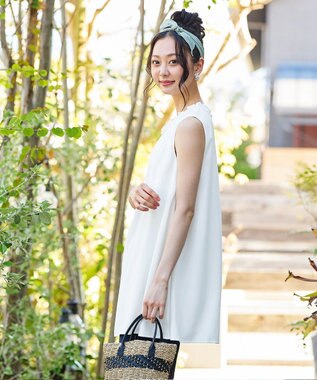 Tiaclasse 【洗える】体型カバーも叶うフリルカラーチュニックブラウス オフホワイト