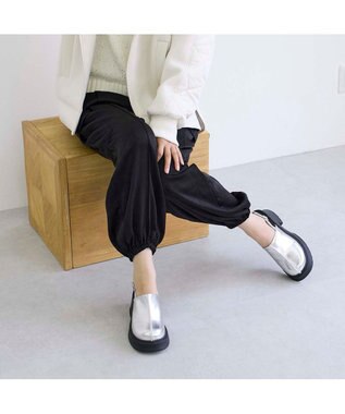 MODE ET JACOMO <noyau>センターライン厚底サボサンダル シルバー