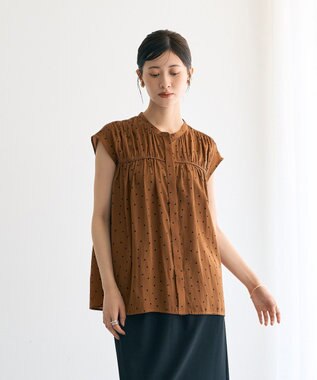 YECCA VECCA ドット柄ギャザーブラウス Camel
