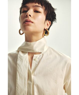 uncrave シルクライクタフタ ボウタイブラウス エクリュ