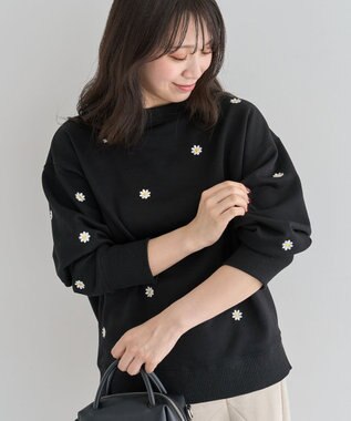 Green Parks ・ｓｗｉｎｇ　ｂｙ　デイジー刺繍スウェット Black