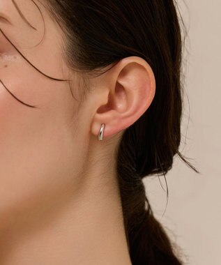 Phoebe 〈金属アレルギー対応〉スキニードロップフープワンタッチピアス　シルバー/ニッケルフリー シルバー
