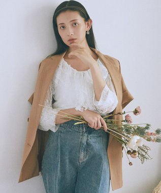 earth music&ecology ＳＥＴ２点ラッフルレースブラウス＋キャミソール Off White