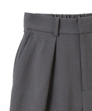 earth music&ecology タックハーフパンツ Gray