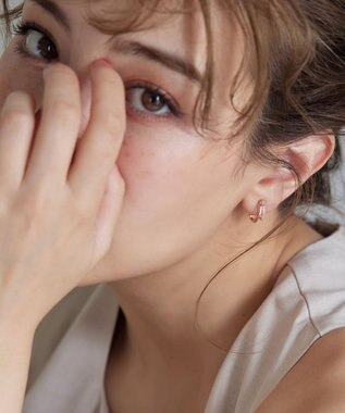 Tiaclasse ツーラインイヤリング ピンクゴールド