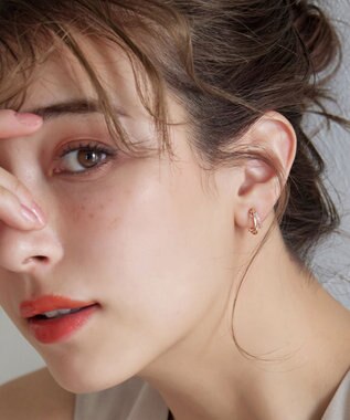Tiaclasse ツーラインイヤリング ピンクゴールド