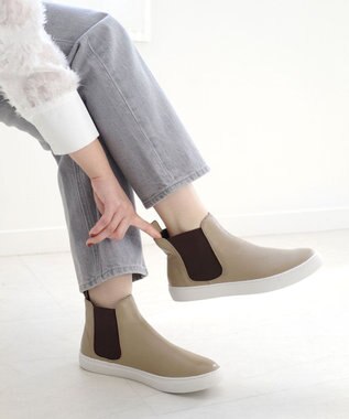 Pointer 本革サイドゴアショートブーツ グレージュ