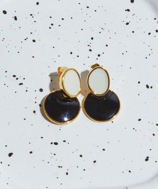 Tiaclasse 2トーンピアス オフホワイト×ブラック