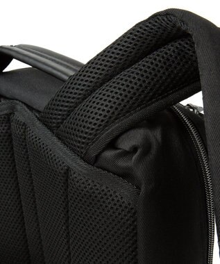 ACE BAGS & LUGGAGE World Traveler アルテア ビジネスリュック B4 13.3inchPC収納 軽量 17683 ワールドトラベラー ブラック