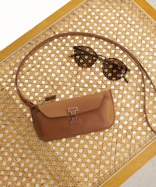 IACUCCI 【予約】アバ アイウェアケース RUGA キャメル