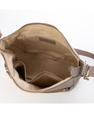 UNBILLION アトランタ ATLANTA / 牛革ファスナーショルダー GY